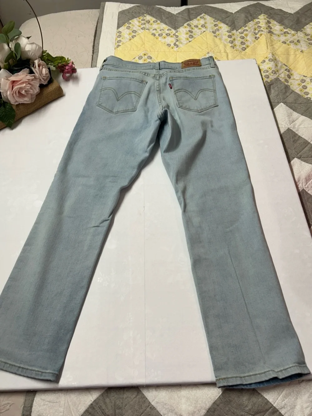 Levi's Pale Blue Vintage-Inspired Straight Jeans - Picture 4 of 7